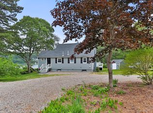 87 Lighthouse Ln, Mashpee, MA 02649