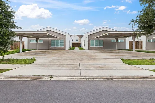 1408 E Hibiscus Ave #2 Photo 1