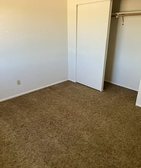 419 Sykes Cir #6 — Photo 6