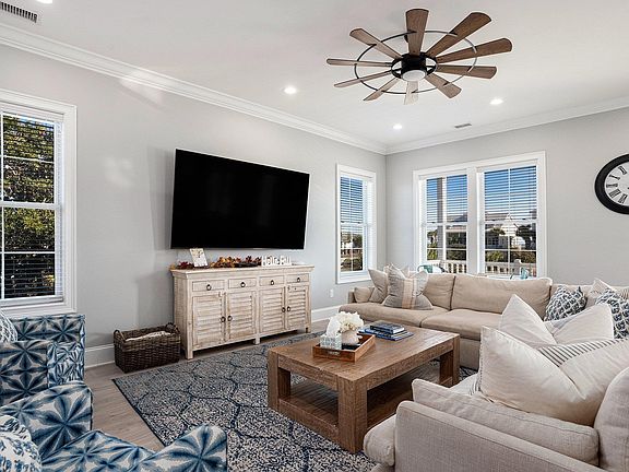 5th image of 1203 N Ocean Blvd.