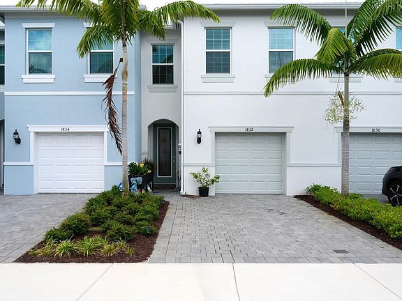 2nd image of 1832 SE Roxy Way