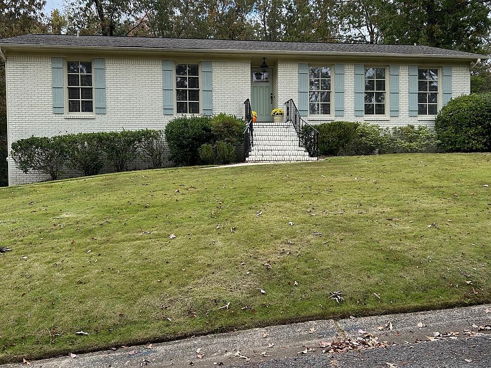 1st image of 1904 Charlotte Dr