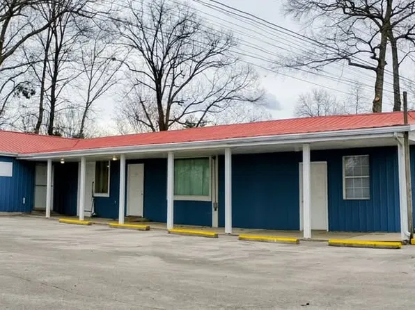 4650 Genesis Rd #101, Crossville, TN 38571