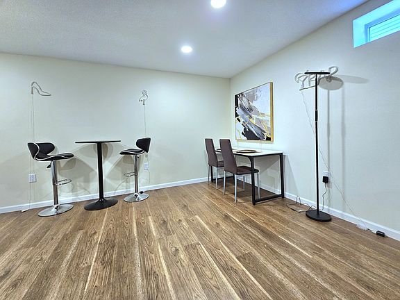 5th image of 110 Bentpath Ct #Basement