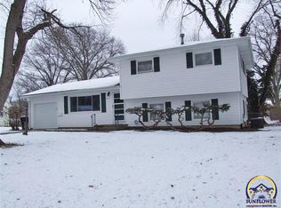 2618 SW Duncan Ct, Topeka, KS 66614