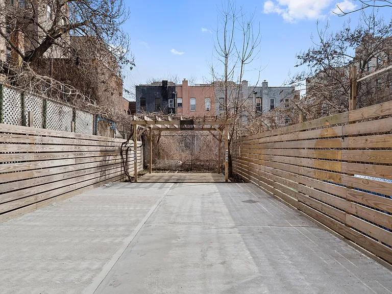 2308 Morris Ave #2 — Photo 16