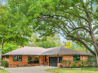 6821 Blessing Dr, Dallas, TX 75214