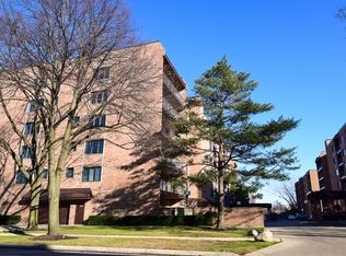 901 Center St UNIT 108, Des Plaines, IL 60016