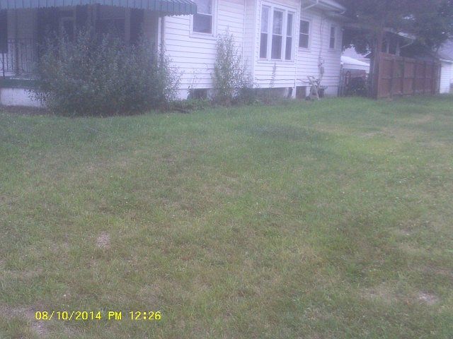 2nd image of 916 Malvern St