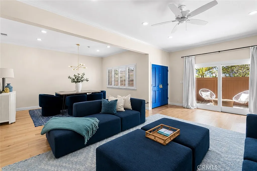 4 bed, 4.0 bath, 2649 sqft, $7,495 — Photo 4