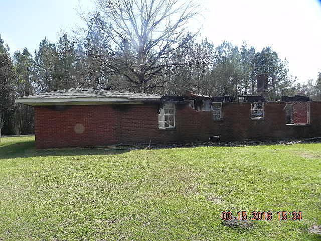 1st image of 11 Guilford Dr