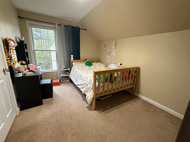 Knowlton Cir — Photo 13