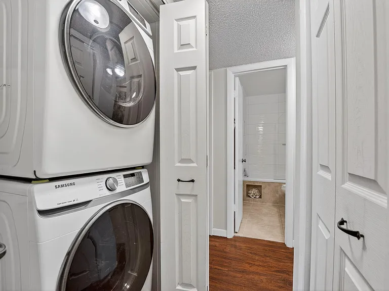 3951 NE 17th Ave #703 — Photo 13