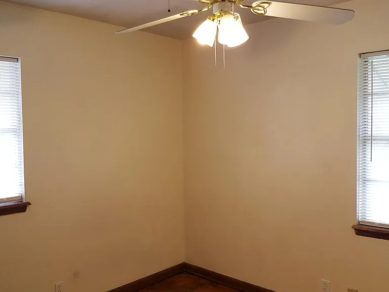 1508 Southern Heights Ave — Photo 35