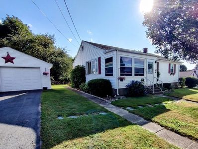 93 Crestview Ave, Somerset, MA, 02725
