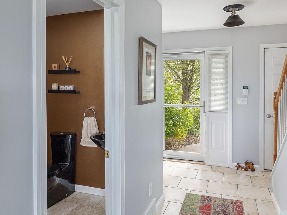 13 Academy Hill Dr, Hudson, NY 12534 Zillow