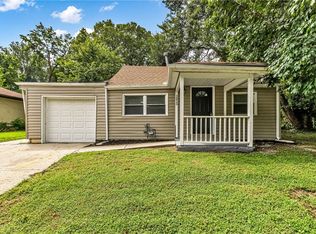3820 N Brighton Ave, Kansas City, MO 64117