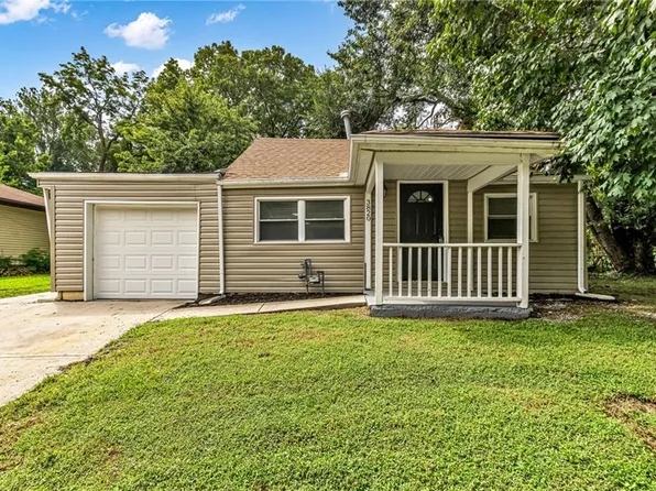 3820 N Brighton Ave, Kansas City, MO 64117