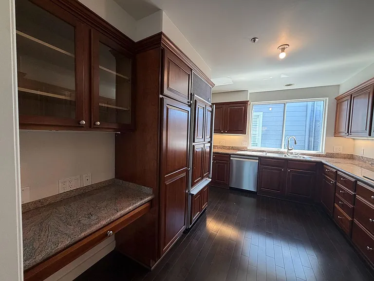 2050 Divisadero St #3 — Photo 3