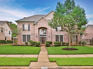 7703 Shady Way Dr, Sugar Land, TX 77479 | Zillow