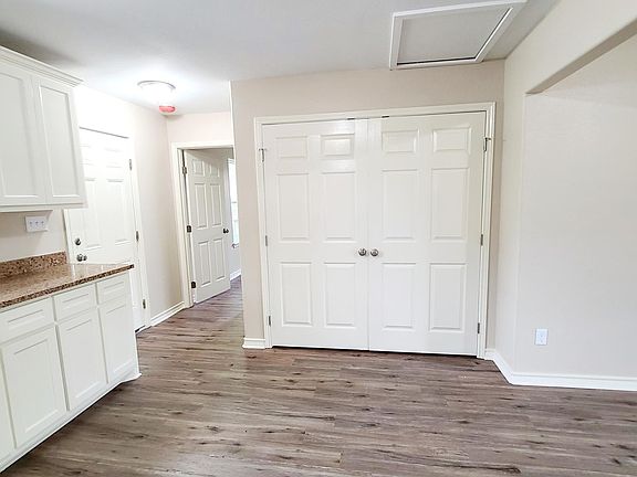 5th image of 3534 N Naylor Cir