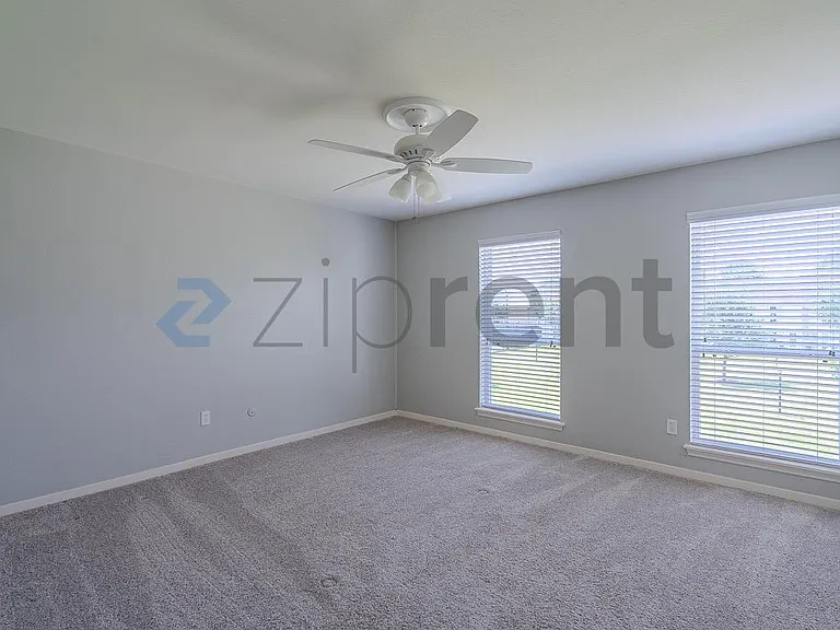 10349 Longmont Dr — Photo 20