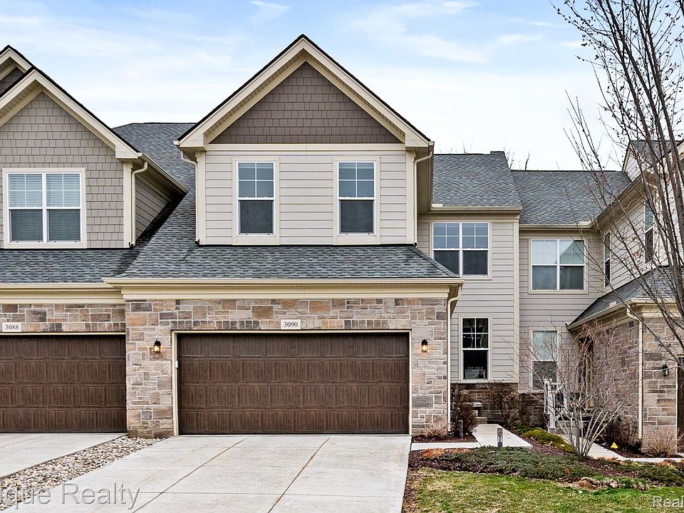 1st image of 3090 N Spurway Dr