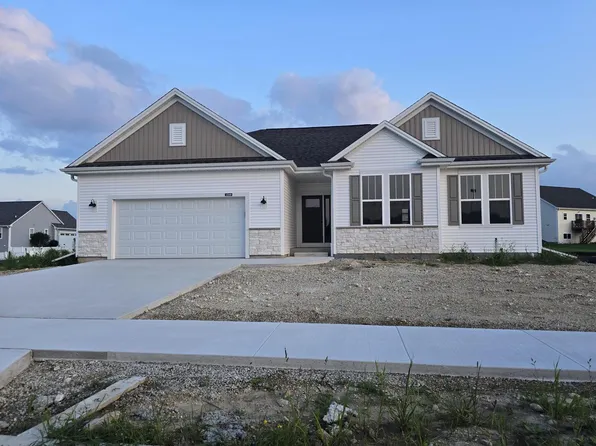 1549 Patton DRIVE, Hartford, WI 53027
