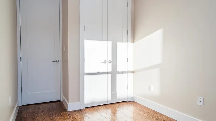 Rented by Nooklyn NYC LLC | media 26