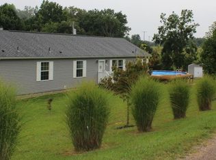 25 Whites Rd, Nelsonville, OH 45764