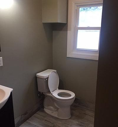 5th image of 640 Myrtle Ave #1