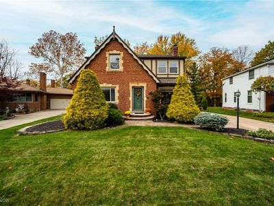 5630 Onaway Oval, Parma, OH, 44130