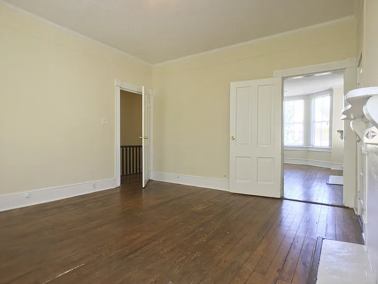 407 E Park Ave — Photo 8