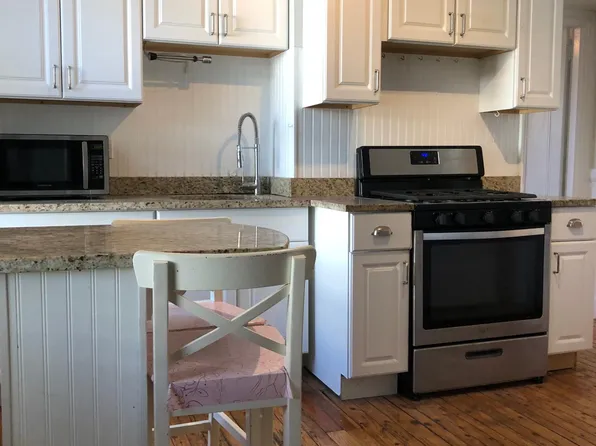 38 Ivy St #2, Providence, RI 02906