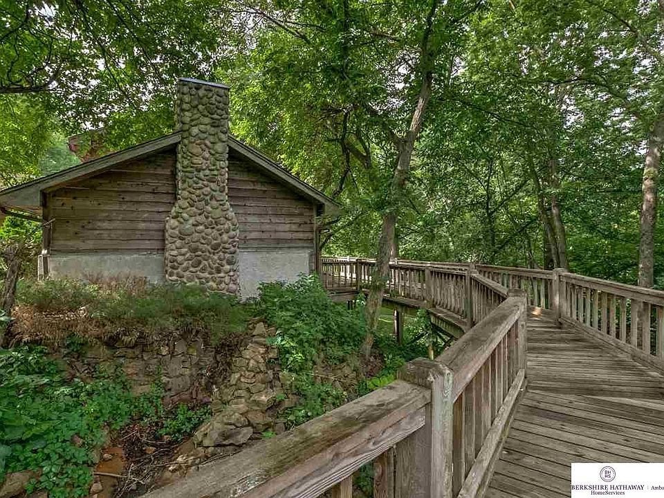 1228 Spring Valley Dr, Fort Calhoun, NE 68023 Zillow
