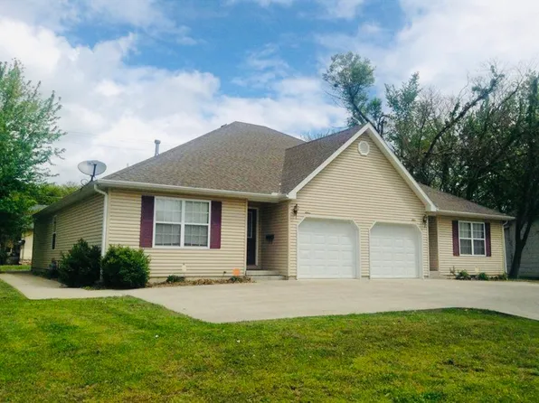 301 E Park St APT A, Pittsburg, KS 66762