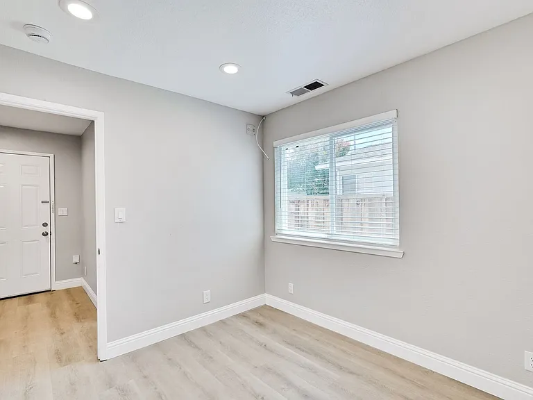 3000 Santa Maria Ave — Photo 9