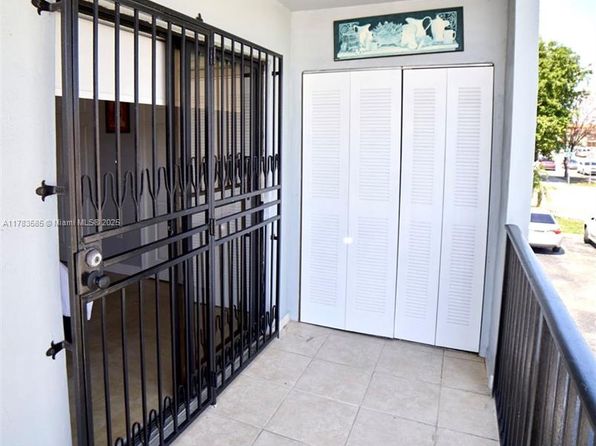 1380 W 41st St APT 101, Hialeah, FL 33012
