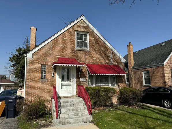 8808 S California Ave, Evergreen Park, IL 60805