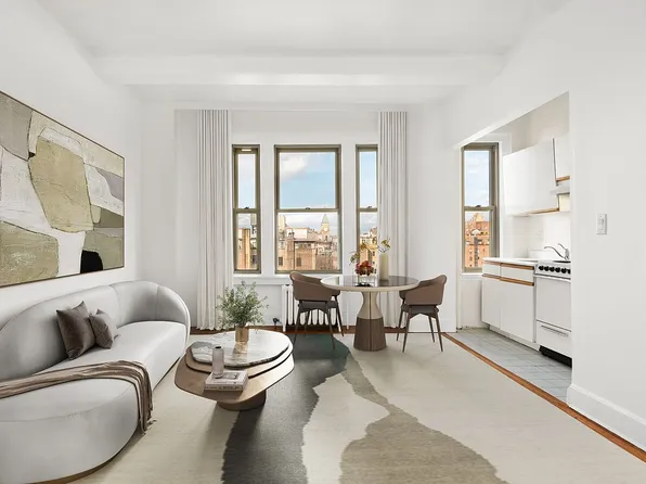 24 5th Ave APT 1031, Manhattan, NY 10011