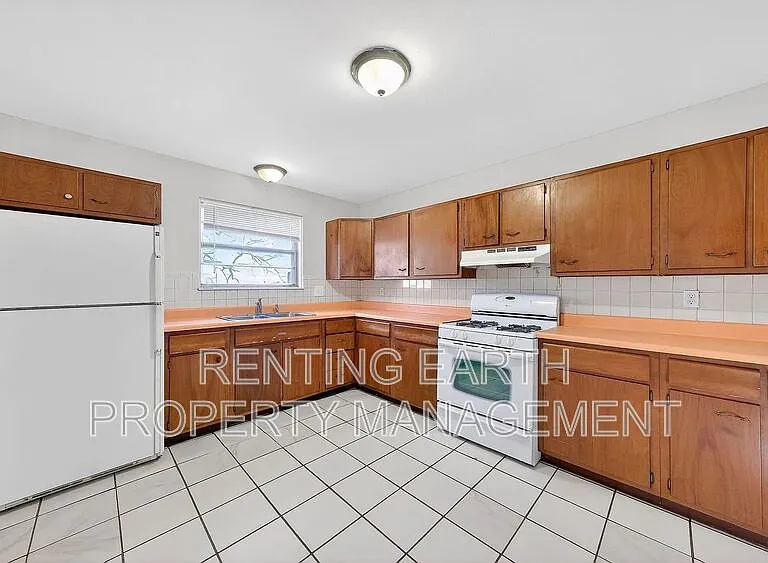 8908 Scottdale Ave — Photo 14
