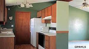 2nd image of 901 Morton Ave
