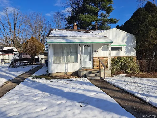 15854 Leona Dr, Redford, MI 48239