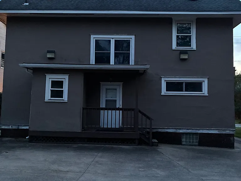 187 N Portage Path — Photo 2