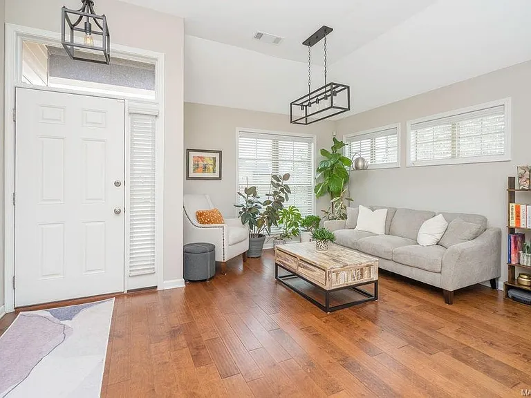 8859 Broderick St — Photo 3