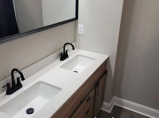 13040 Cogburn Rd, Milton, GA 30004