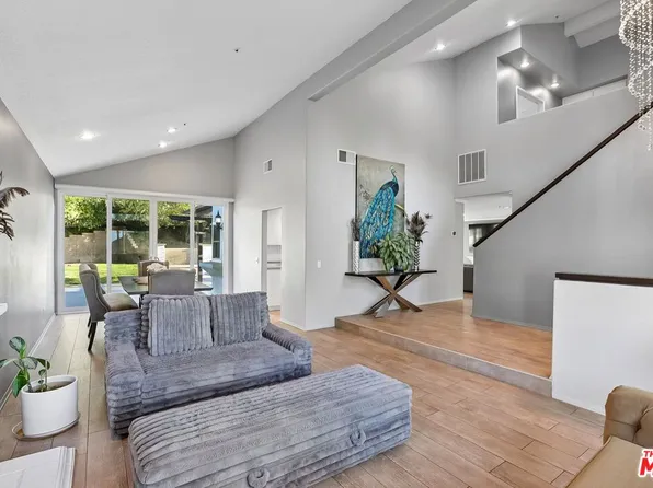 17807 Tuscan Dr, Granada Hills, CA 91344