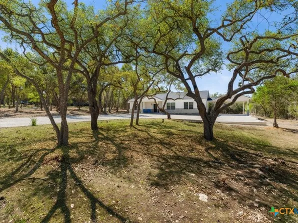 408 Rust Ranch Rd, Blanco, TX 78606