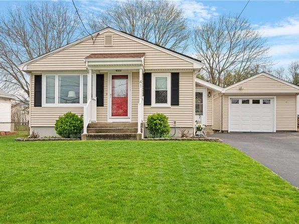 41 Howe St, Cumberland, RI 02864