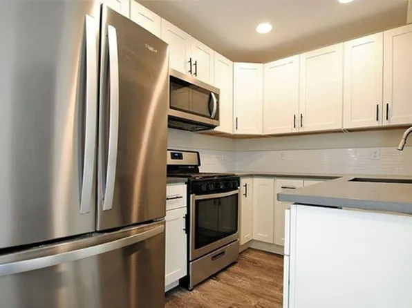 114-116 N 38th St, Omaha, NE 68131